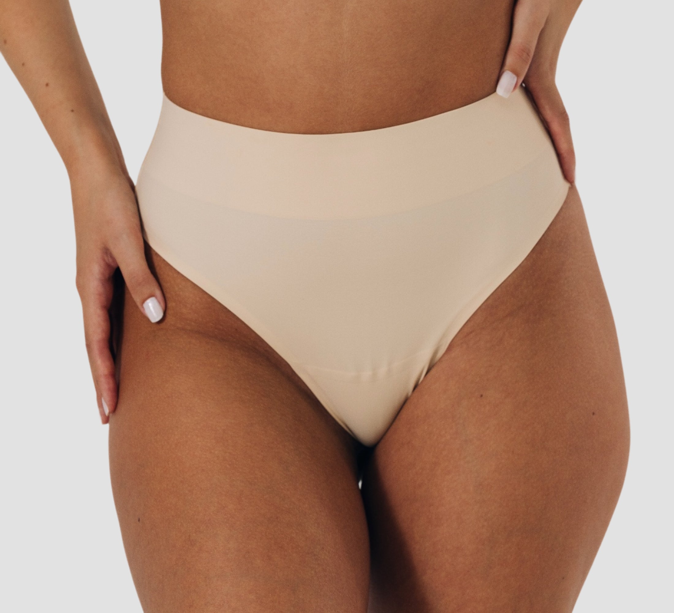 Nahaufnahme des Lower belly Shapers nude