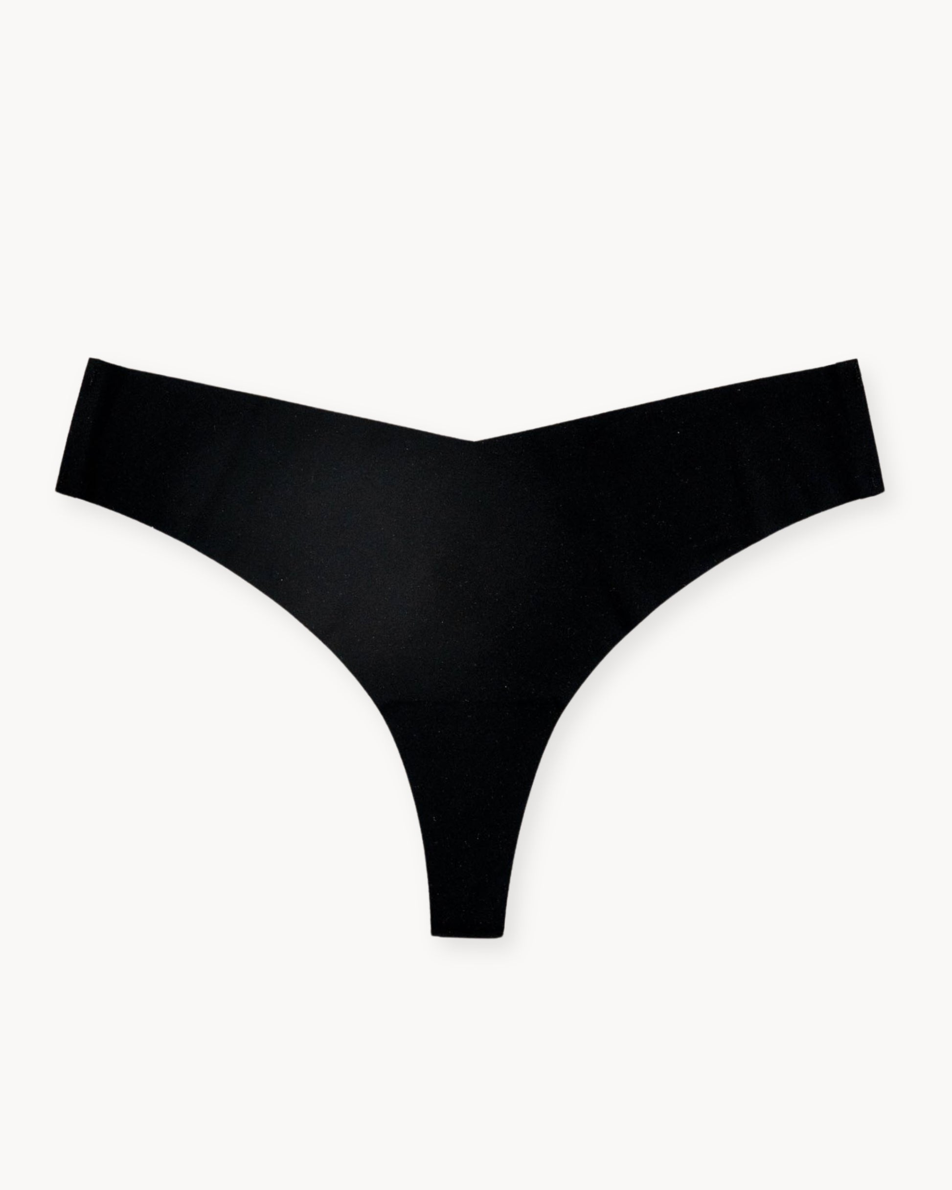 Schwarzer nahtloser Slip von vorne